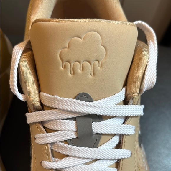 PUMA RS-X x Dixie D'Amelio woman’s sz 8.5 - Picture 3 of 8